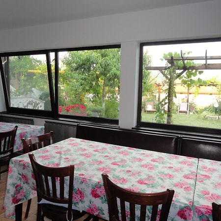 Family Hotel Belvedere Dŭlgopol المظهر الخارجي الصورة