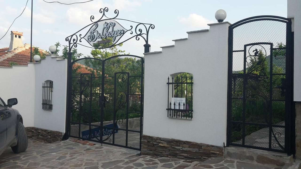 Family Hotel Belvedere Dŭlgopol المظهر الخارجي الصورة
